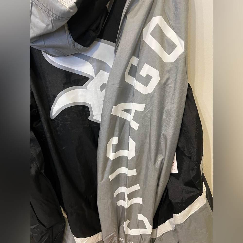 NWT MITCHELL AND NESS CHICAGO WHITE SOX MENS BLACK LIGHT WEIGHT JACKET XL - Picture 3 of 9